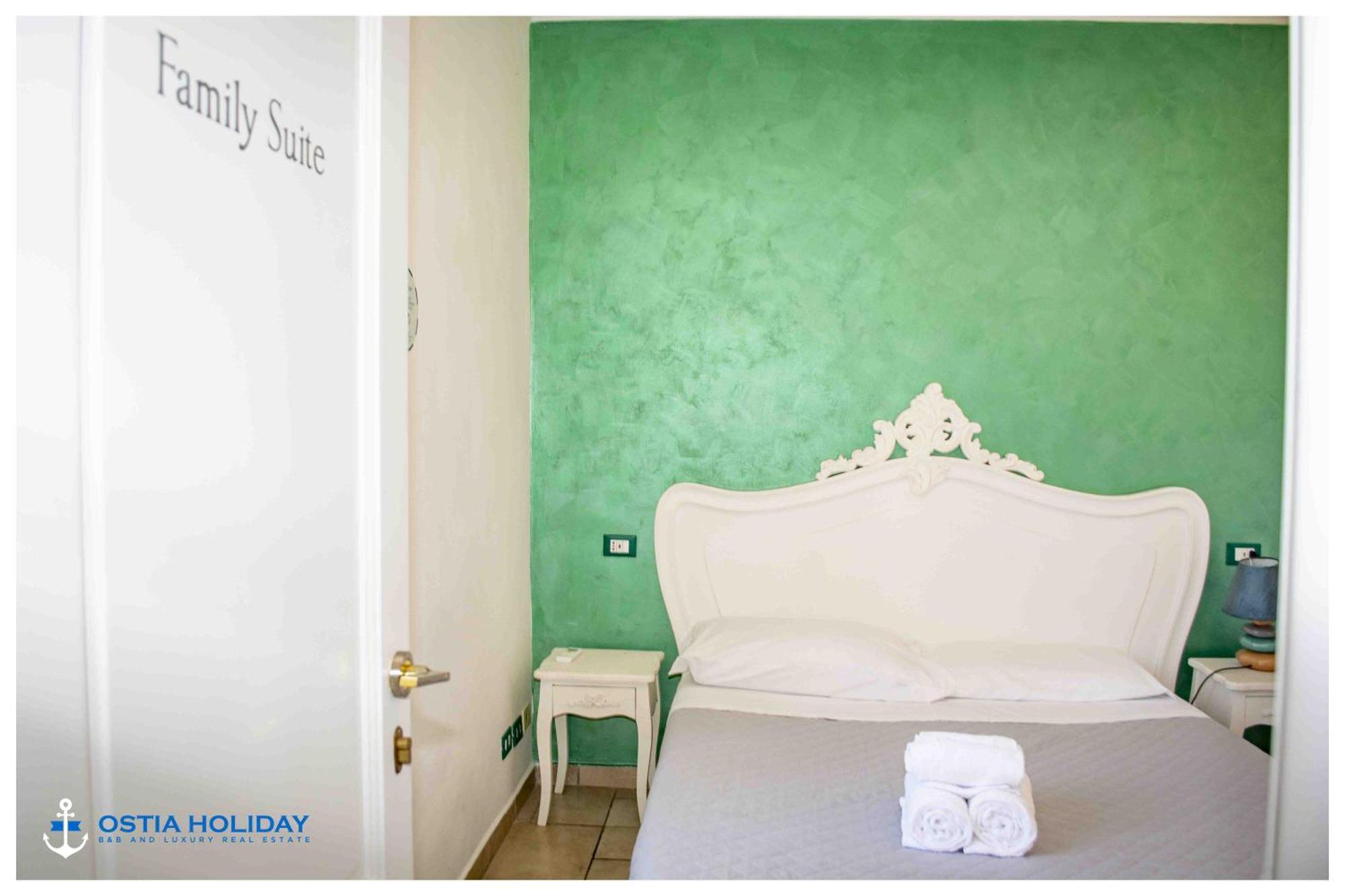 Ostia Holiday Greed Palace 外观 照片